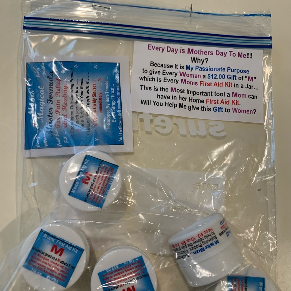 Every Day is Mothers Day To Me! First Aid Kit Mini Jars - White